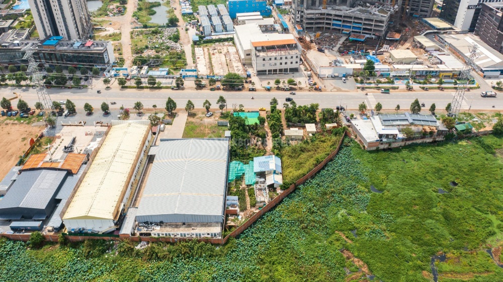 Land-for-Sale-on-Hun-Sen-Blvd