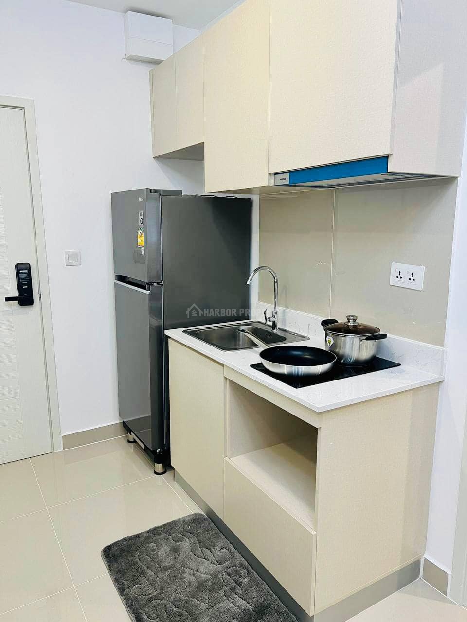 全新一房 配套家具  (Parkland Condo TK) - Mehr