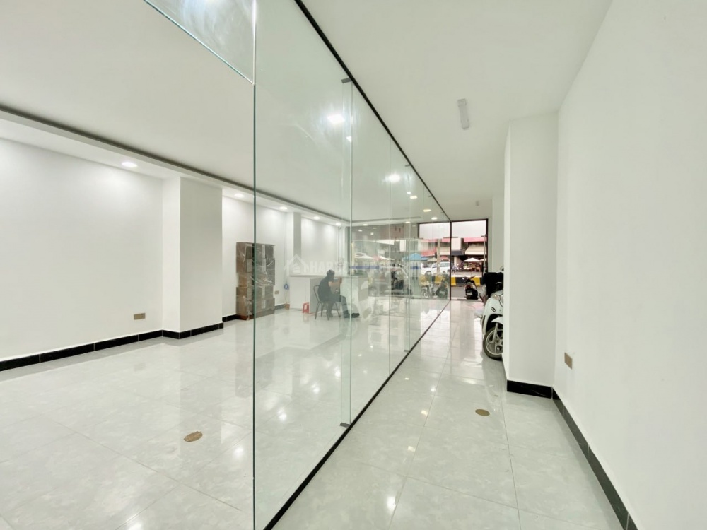 在百色河分区出租的店屋 - Vista 6