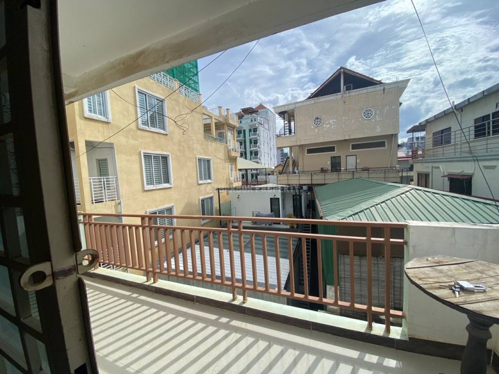 在百色河分区出租的排屋 - Mynd 3