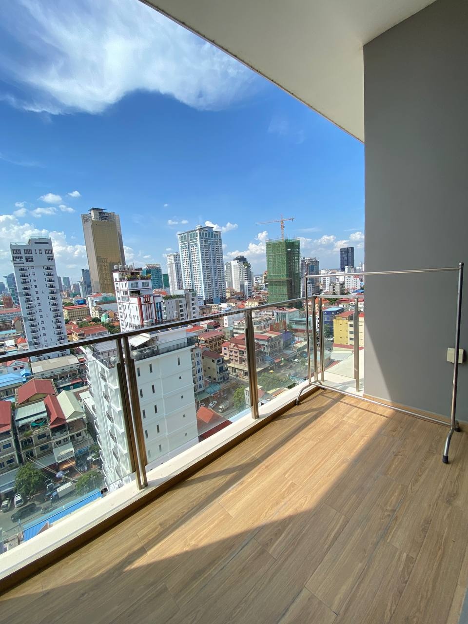 在万景岗2分区（BKK2)出租的现房公寓 - Więcej