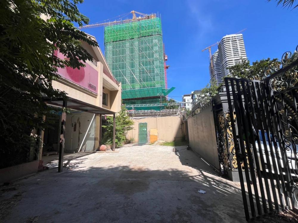 在万景岗1分区（BKK1)出租的店屋 - Aanzicht 4