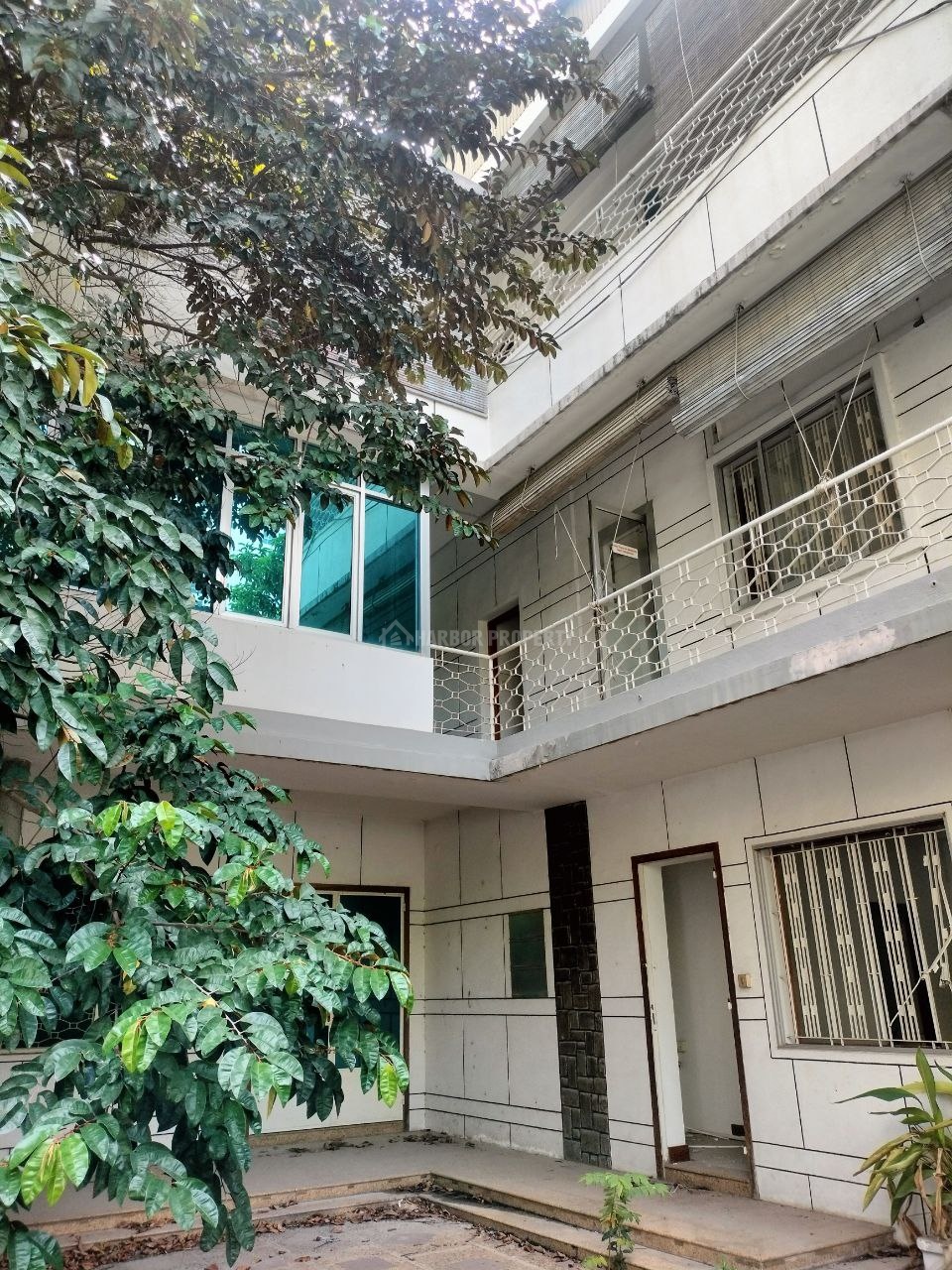 在万景岗1分区（BKK1)出租的店屋 - Widok 3