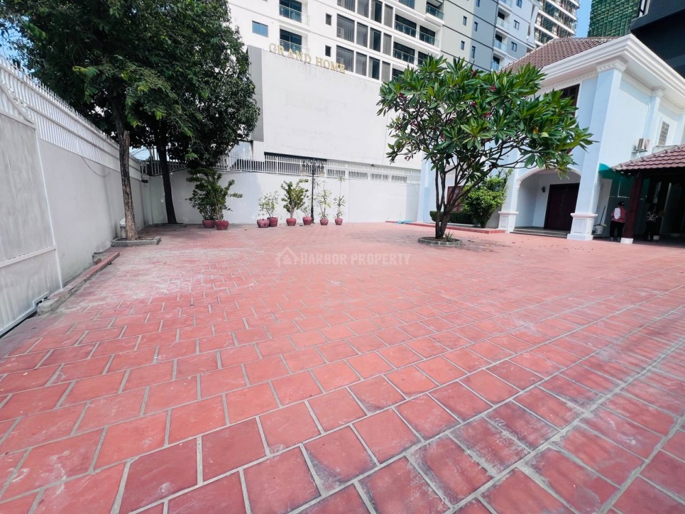 在万景岗1分区（BKK1)出租的别墅 - Widok 2