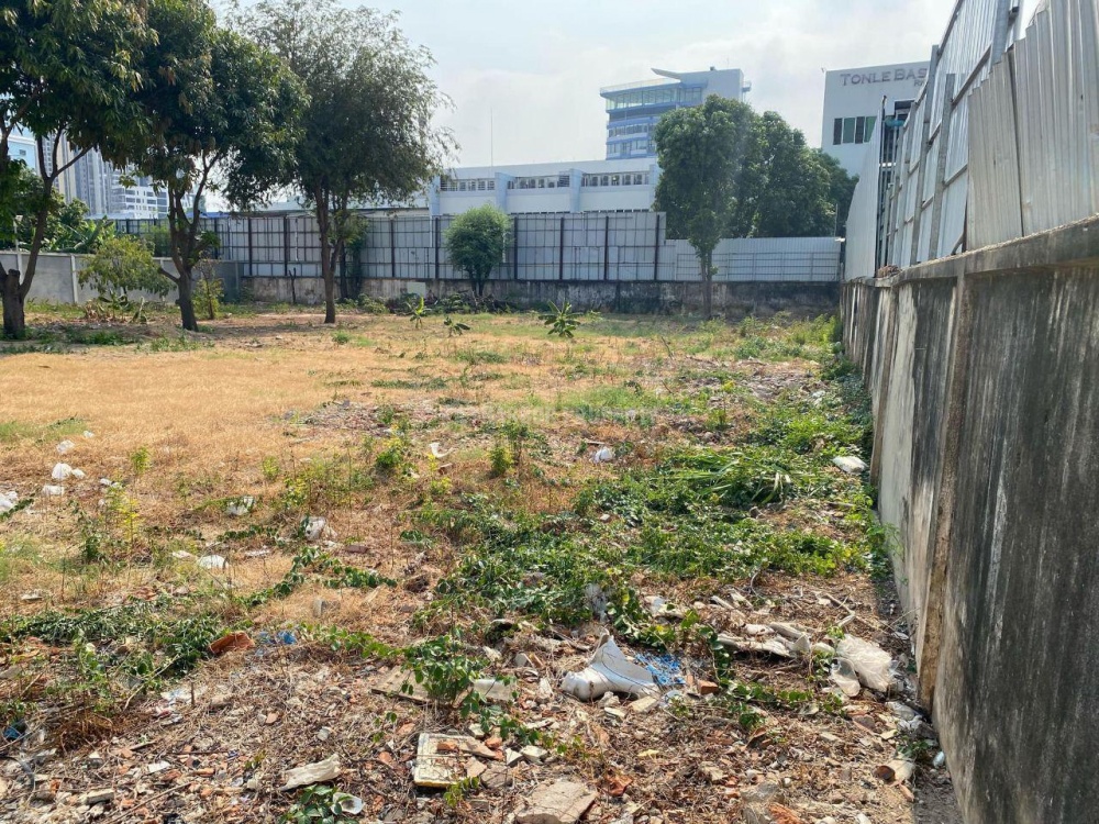 在沙南特高分区出售的土地 - Bild 3