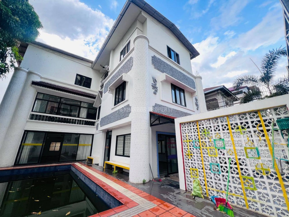 在万景岗1分区（BKK1)出租的别墅 - Widok 2
