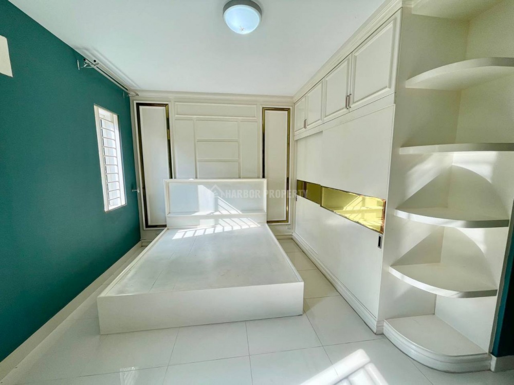 一号炳发 主街店面排屋出售 – pohled 5