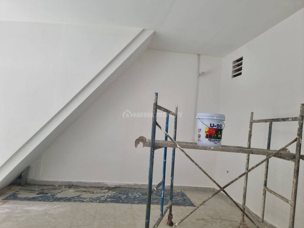 在奥林匹亚分区出租的店屋 - Vista 3