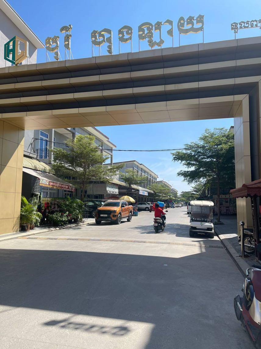 在金边市出售的店屋 - Widok 6