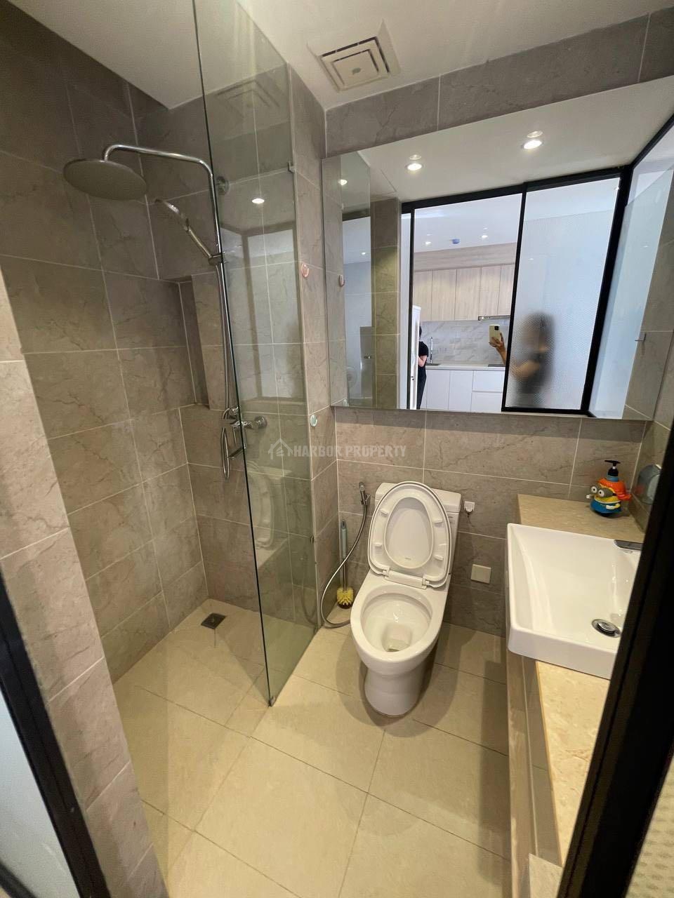 Apartment in ខណ្ឌទួលគោក, សង្កាត់បឹងកក់ទី ១ - More