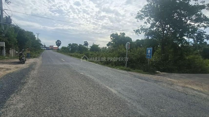 2号路附5070平方米土地特级出售 – pohled 3