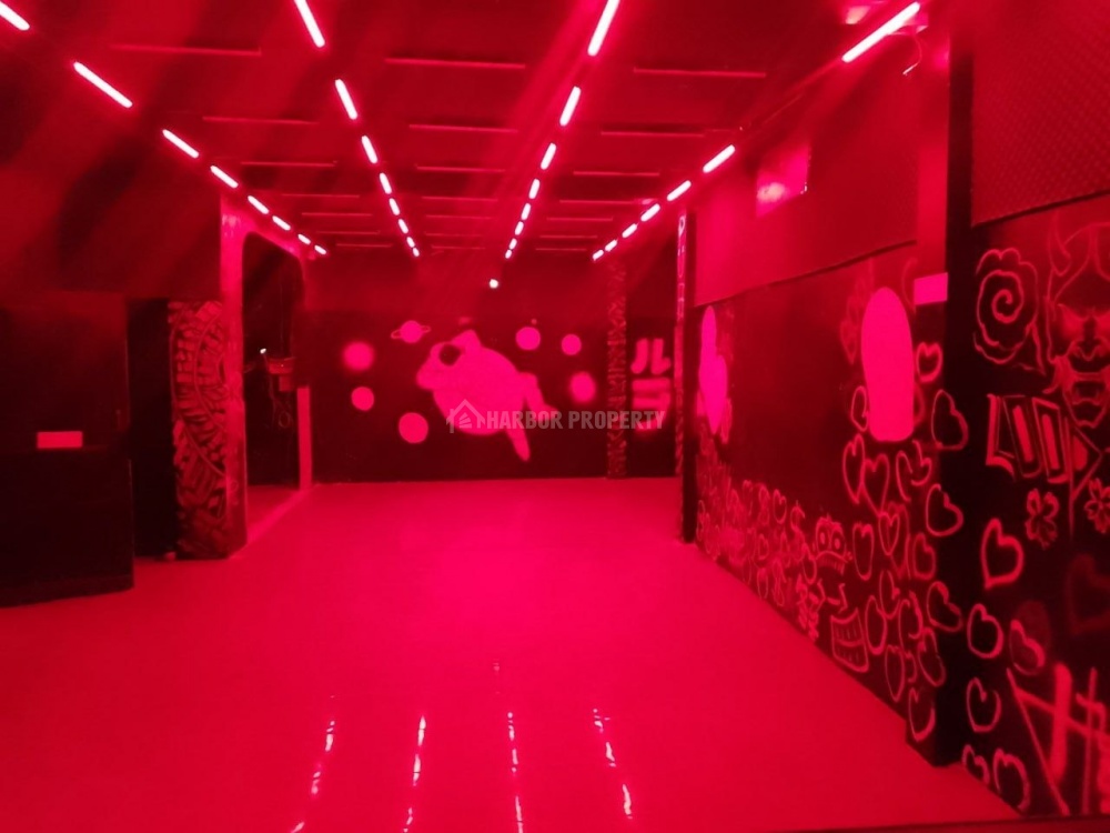 在万景岗2分区（BKK2)出租的店屋 - Vista 5