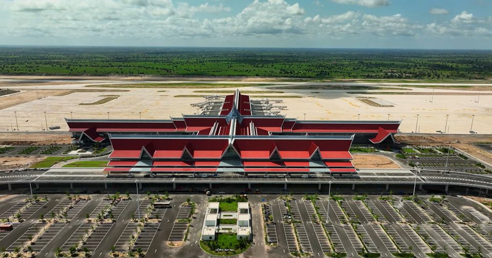new international airport in seim reab